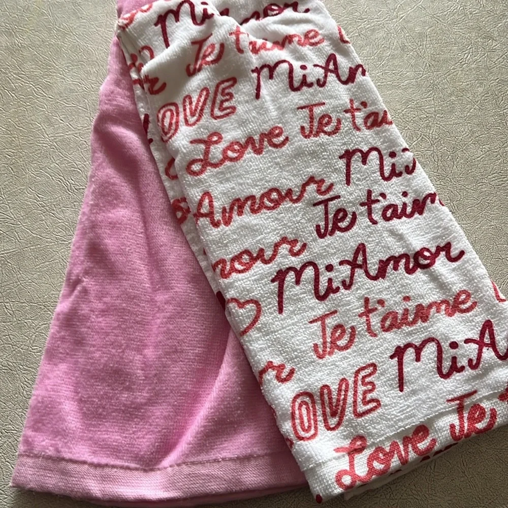 Set of two dog Valentine’s Day kitchen towels NWT